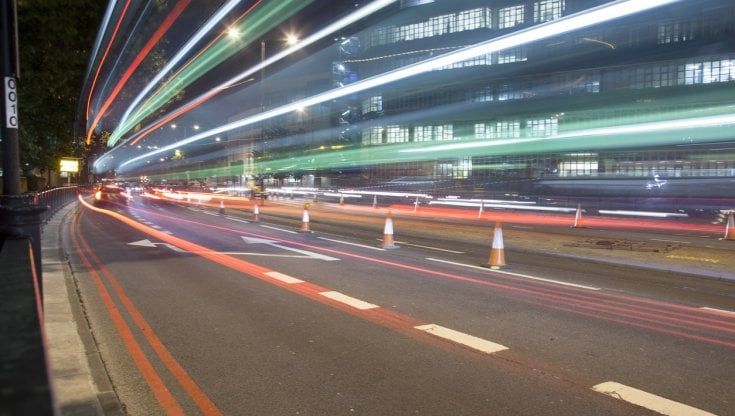 Mobilità urbana, in Italia spazio alle "15 minute city": quartieri percorribili in un quarto d’ora