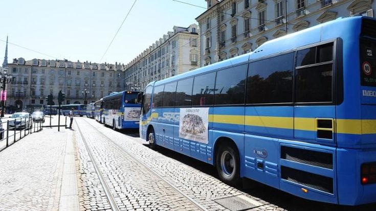 Il business dei pullman piemontesi piace anche a milanesi, francesi e spagnoli