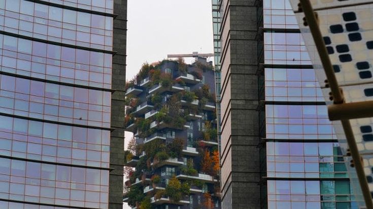 Dove mettono i soldi i ricchi: caccia agli attici di Milano