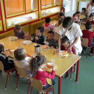 Materne, elementari, medie: tagli al tempo pieno