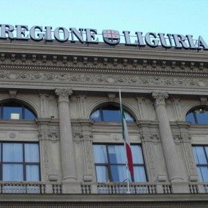 Paita in corsa, subito 170 adesioni<br />e dentro il Pd c'&egrave; gi&agrave; chi cambia casacca