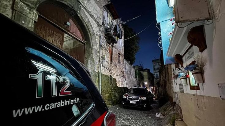 Napoli, blitz anticamorra all’alba, 71 arresti. Gratteri: