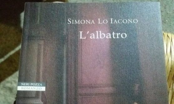 Simona Lo Iacono vince il premio letterario "Città di Erice"