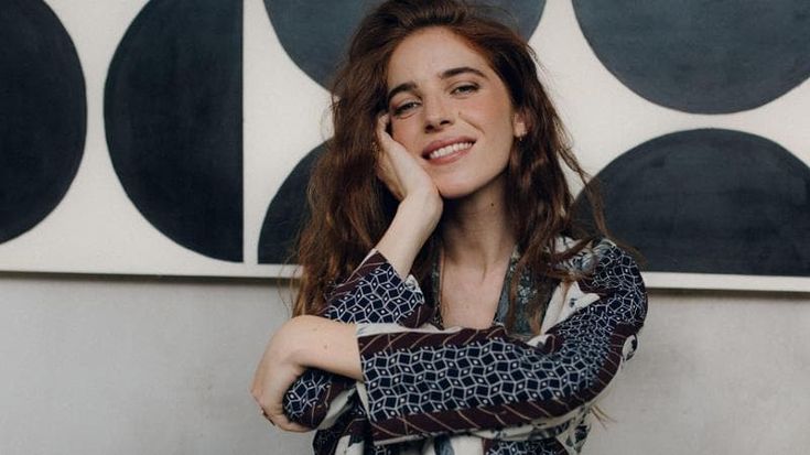 Valentina Romani, il talento non ha ancora trent’anni. “La tv abbatte muri e supera ostacoli, per questo riesce a parlare ai giovani”