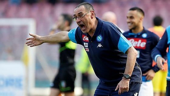 Napoli, E. De Laurentiis smentisce: "Mai detto che Sarri andrà via"