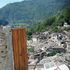 Terremoto, quelle porte che si aprono sulle macerie