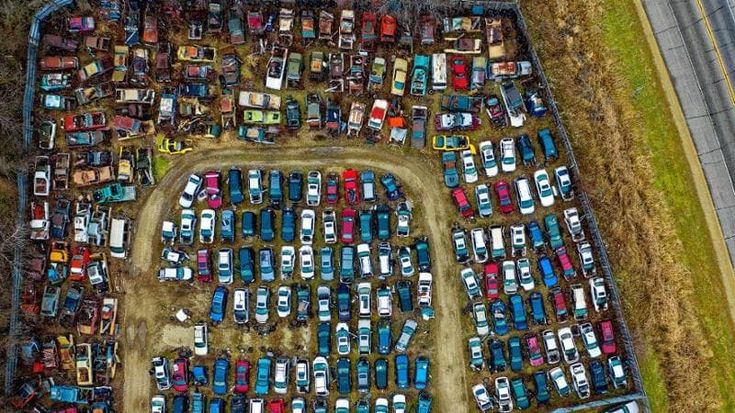 Auto in fermo amministrativo, novità sulla rottamazione per 3,5 milioni di veicoli: cosa cambia