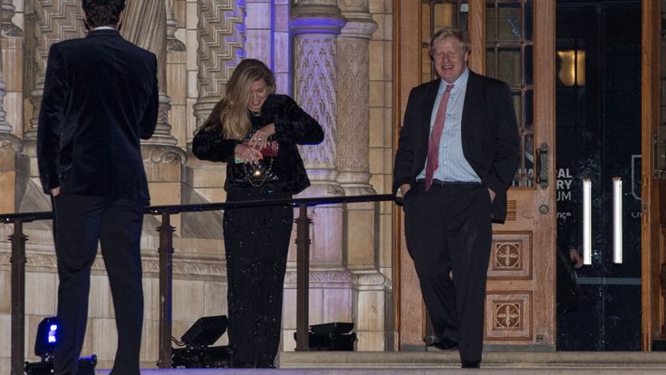 Due divorzi e un complotto, le storie tese di Boris Johnson