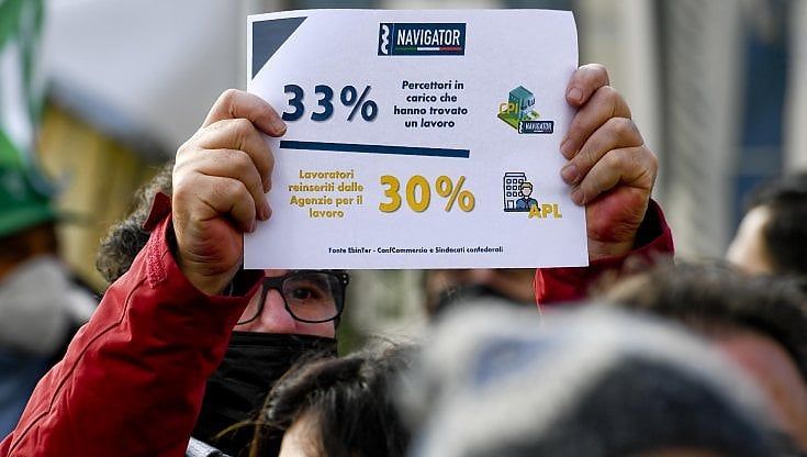 Il navigator in piazza: "Non buttateci via, ora che arriva la tempesta perfetta sul lavoro"