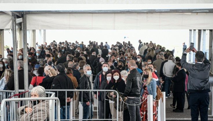 Covid in Campania, il bollettino della Regione: 1.110 positivi e 24 morti