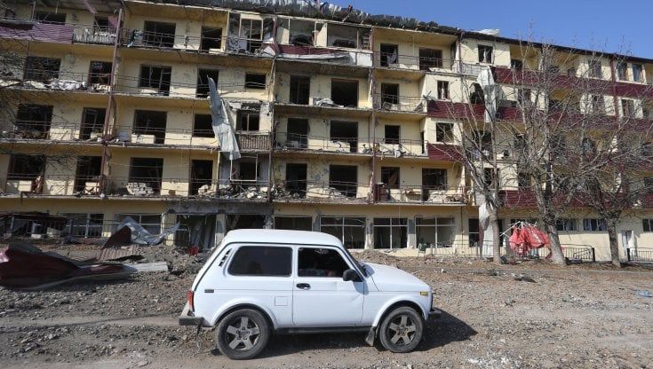 Nagorno-Karabakh, le truppe di Baku riconquistano Shusha: la "Gerusalemme" azera