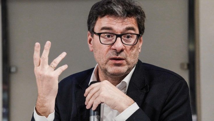 Giorgetti: "Gli e-sports rovinano il cervello dei ragazzi, mi fanno paura"