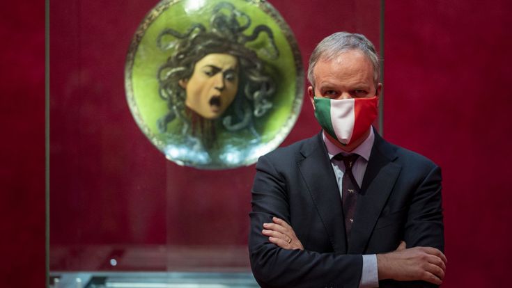 Con la mascherina: dietro quello schermo cercheremo per mesi le emozioni sul volto degli altri