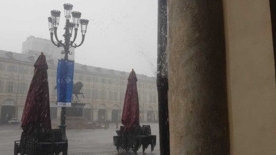 Evacuato camping in Valsusa, allagamenti nel centro di Torino