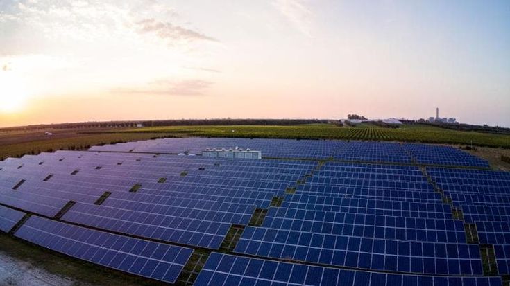 Rinnovabili: nuovo record nel 2023, ma l’Italia resta lontana dagli obiettivi al 2030