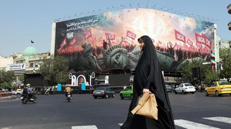 I pasdaran sfidano gli Stati Uniti: “Hormuz chiuso anche con l’intesa”