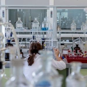 Tumore del colon retto: allo studio una nuova combinazione di farmaci