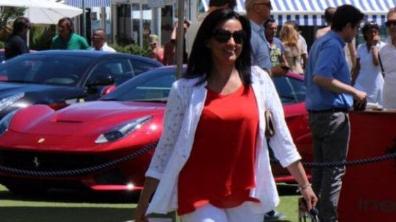 Divieti di balneazione in ritardo: indagata sindaca di Riccione Renata Tosi