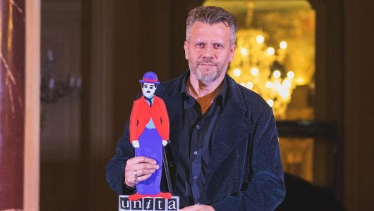 Orlando Cinque, il corazziere del film “La grazia”, premiato da Unita: "Lo dedico ai talenti persi"