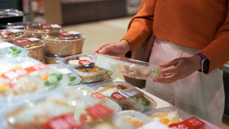Stesse calorie, metabolismo opposto: così il cibo ultraprocessato inganna l’organismo