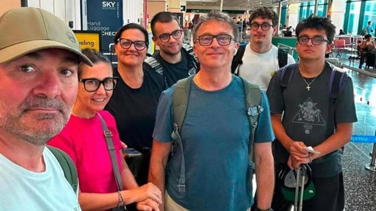 Aereo caduto in Perù, le salme a Malpensa. Un’amica di Cristina: “Era carismatica e caparbia”