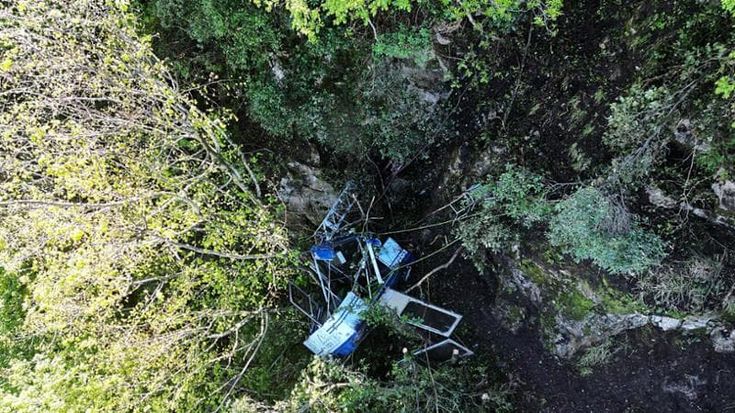 Funivia del Faito, la pista della manutenzione. Sequestrati 15 faldoni