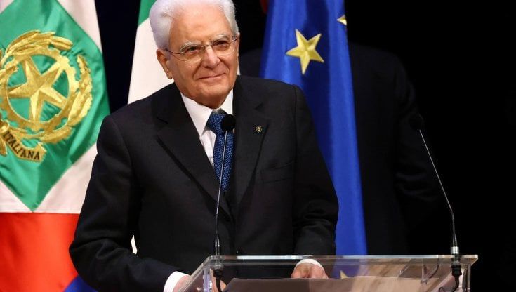Mattarella e l'insediamento del nuovo Csm: "L'indipendenza della magistratura è un pilastro della democrazia"
