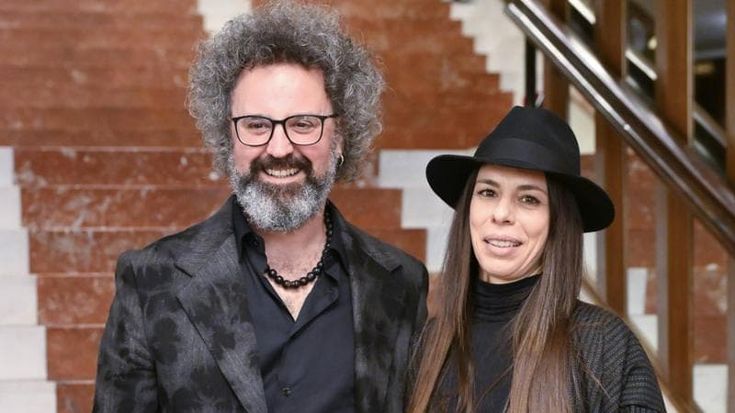 Amara, duetto a Sanremo con il compagno Simone Cristicchi: amore sul palco e nella vita