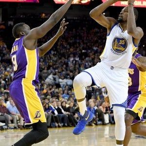 Basket, Nba: vendetta Golden State sui Lakers, Love-record e Cleveland vola