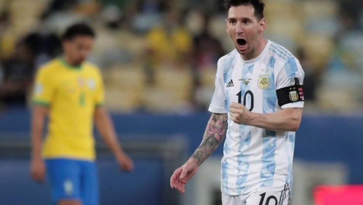 Barcellona, tutto fatto per il rinnovo di Messi: la firma al ritorno dalle vacanze