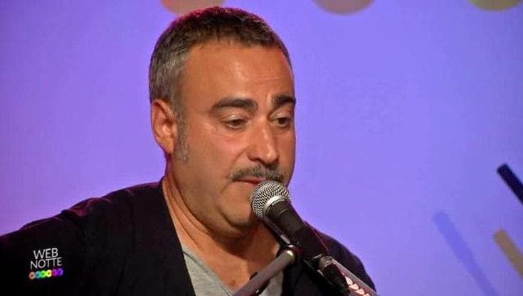Webnotte, Antonio Pascuzzo: "Un bacio" a favore delle unioni civili