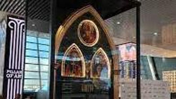 Fiumicino, tre vetrate di Giotto esposte al Terminal 1 per i 50 anni di Aeroporti di Roma