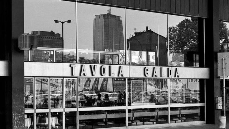 Pirellone, Velasca, Galfa: Paolo Monti osserva Milano crescere con le sue torri