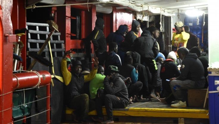 “Respira? “Sì, è vivo”: Abdou, 21 giorni salvato dalla Ong