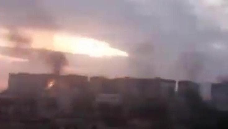 Le forze russe assaltano la città ucraina di Vuhledar