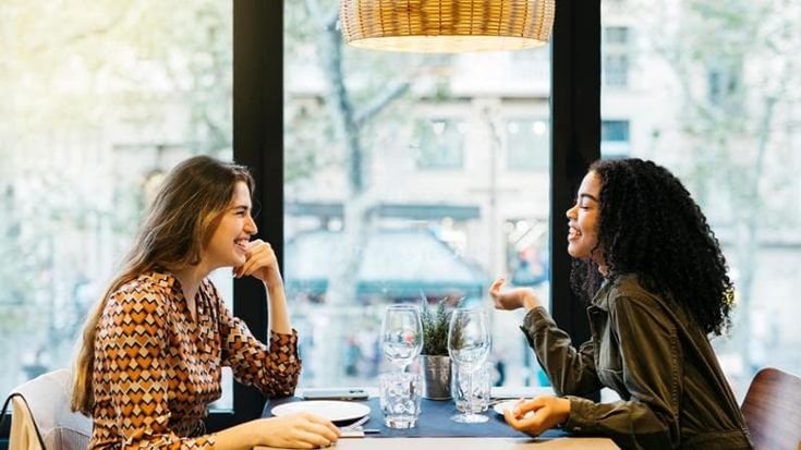 Cambiano i consumi fuori casa con il 'care casual', tra innovazione culinaria e sostenibilità