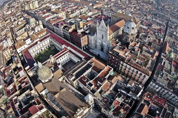 "Napoli vista dai gabbiani", la mostra degli scatti di Riccardo Siano all’aeroporto di Capodichino