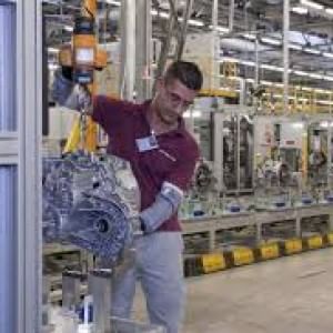Getrag investe 100 milioni a Bari: "Qui la produzione hi tech"