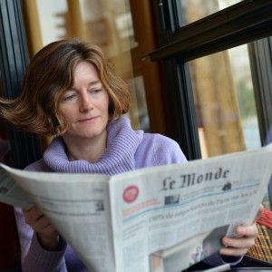 Francia: dopo le polemiche in redazione, si dimette la direttrice di Le Monde