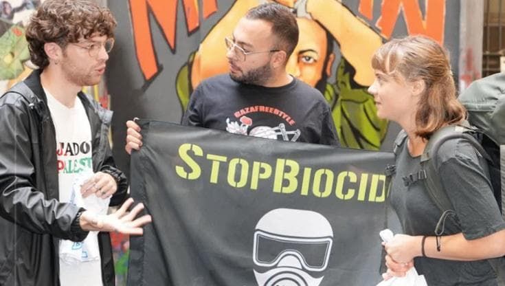 "Welcome in Naples": la città accoglie GretaThunberg domani all'ex base Nato per incontro su Gaza