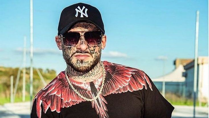 Nuovi guai per il rapper 1727wrldstar: incontra il 'Brasiliano' durante la sorveglianza speciale
