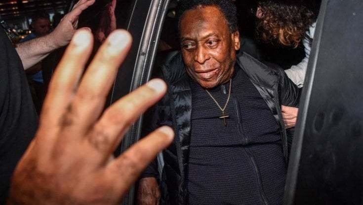 Brasile: Pelè esce dall'ospedale, ma le sue condizioni sarebbero peggiorate