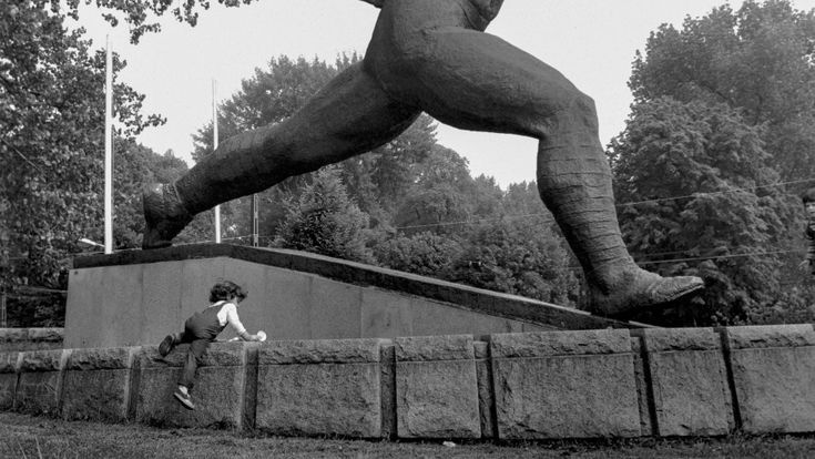 La fotografa a caccia dell'eterno istante
