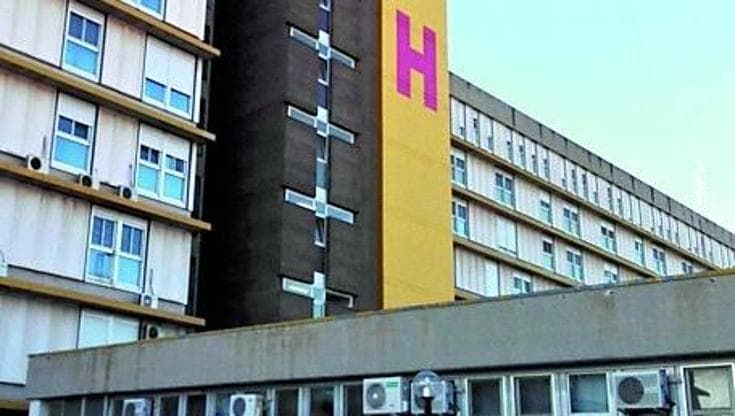 Garza nell’addome dopo il parto cesareo, assolta l’équipe dell’ospedale San Paolo. Il caso nel 2018
