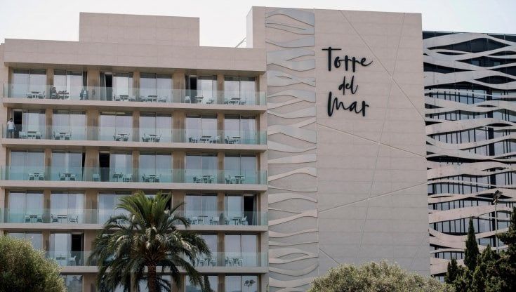 Elena, tragedia e mistero nell’hotel di Ibiza della studentessa modello