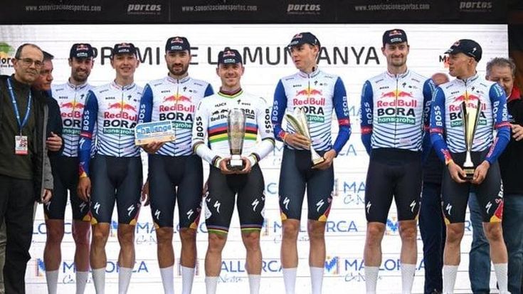La cronosquadre più veloce della storia premia la Red Bull: festa anche per Lorenzo Finn