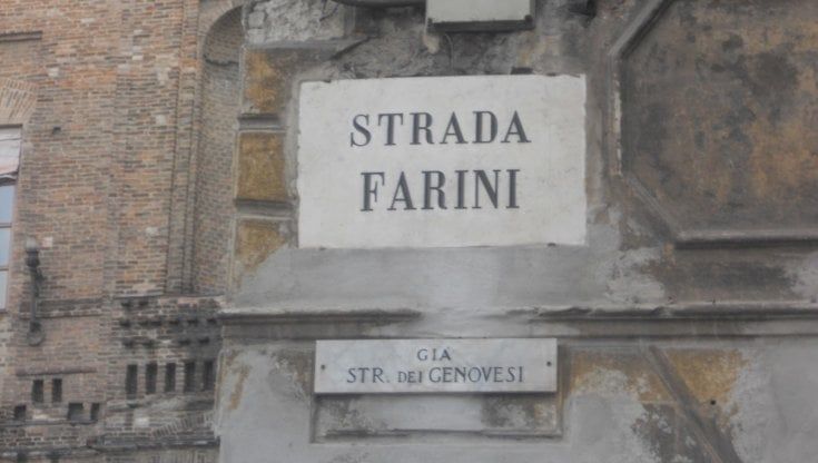 Parma, all’asta immobili e terreni del Maggiore e di Ausl: un appartamento è in via Farini