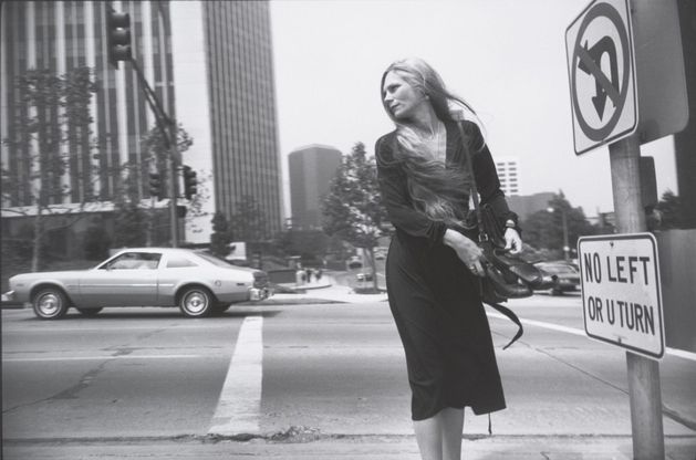 Parigi, la &ldquo;street photography&rdquo; di Winogrand: in mostra l'America anni '60