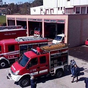 Potenza, Giornata dell'autismo: il Castello dei vigili del fuoco si tinge di blu