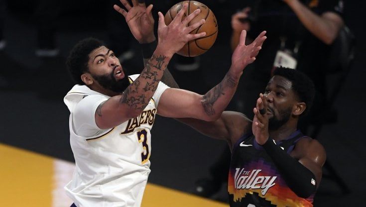Basket Nba: orgoglio Lakers, Anthony Davis stende Phoenix